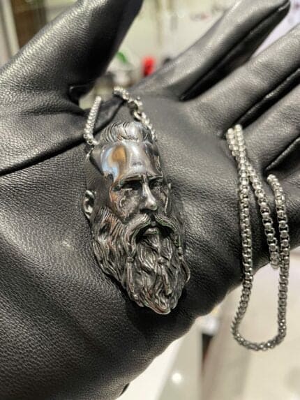 گردنبند رگنار