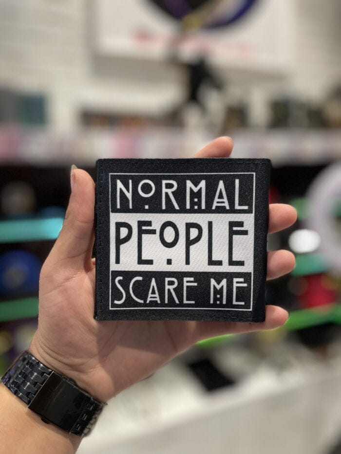 7D78A840-15F6-48CD-8B41-776B3DFAE4CA کیف پول - Image 1