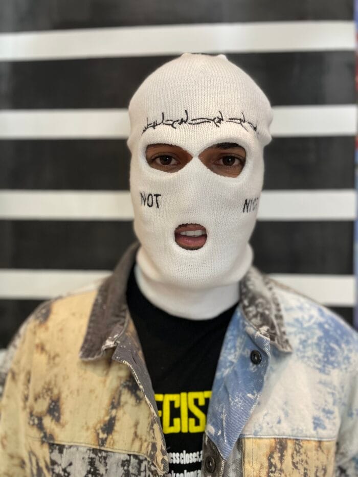 82E547E9-0D9B-42B1-A6DA-46873075BA56 فیس ماسک طرح دار - Image 1