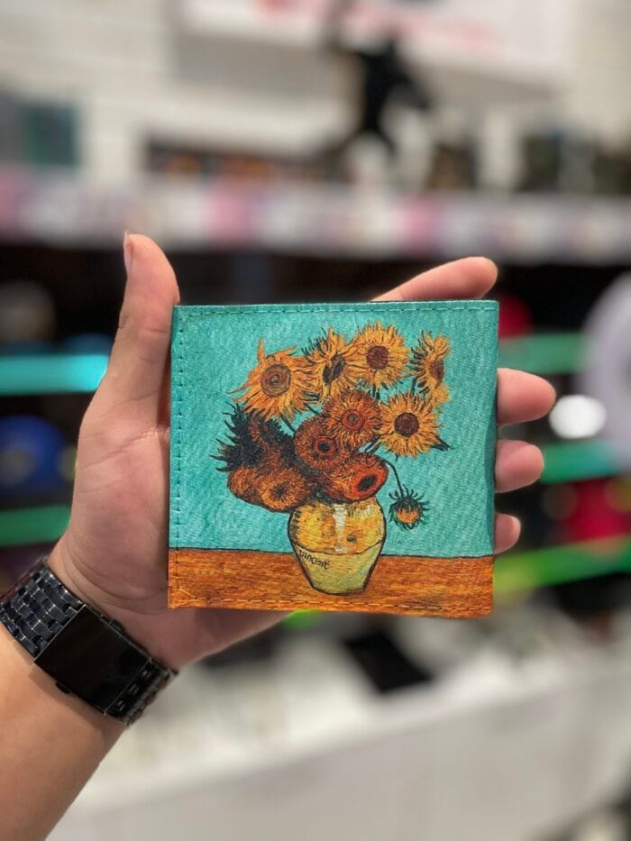 F04D99E2-01ED-4706-9005-4D243014BB18 کیف پول - Image 1