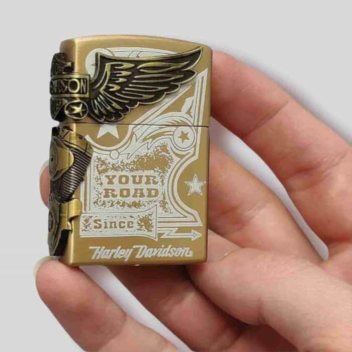 537e41dfd11e48968851c6355f56311c.w_1170,h_2071,r_k فندک هارلی - Image 1