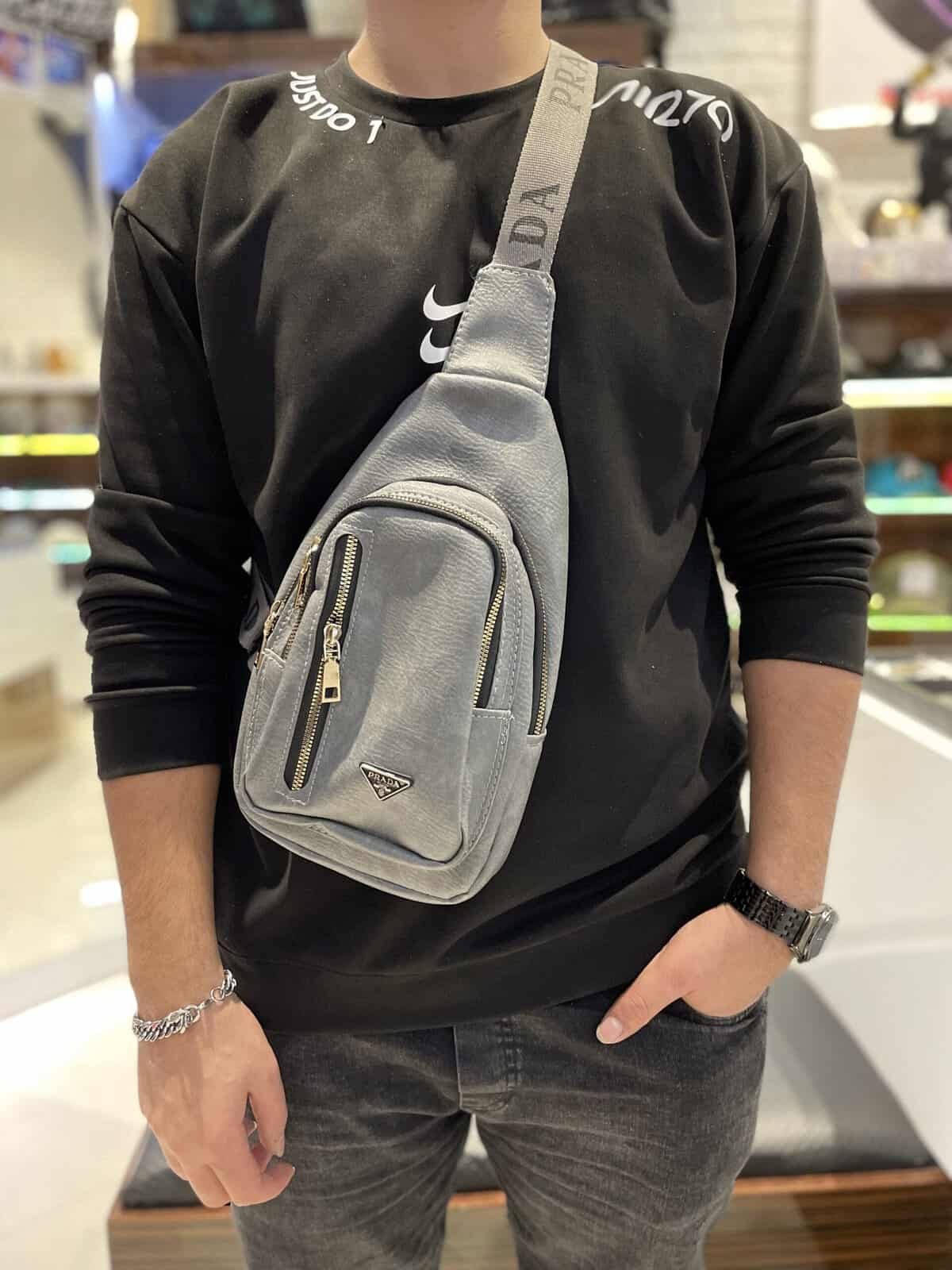 7E8793AC-1840-4D0E-9418-0647B92A408B بادی بگ چرمی کلاسیک - تصویر 1