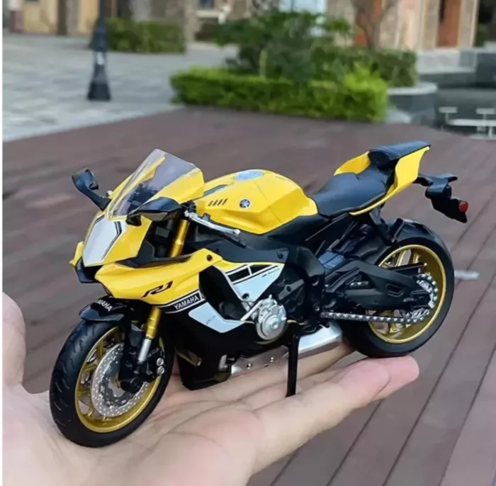 ماکت موتور یاماها yzf-R1 - Image 2