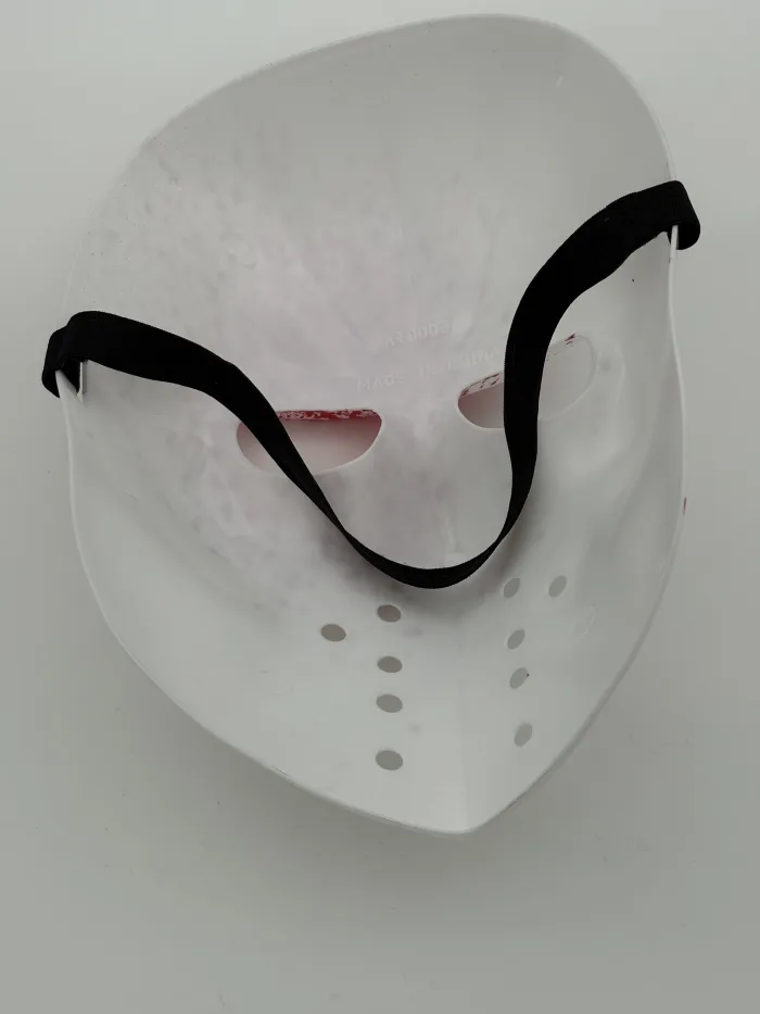 نقاب چشم خونی - Image 2