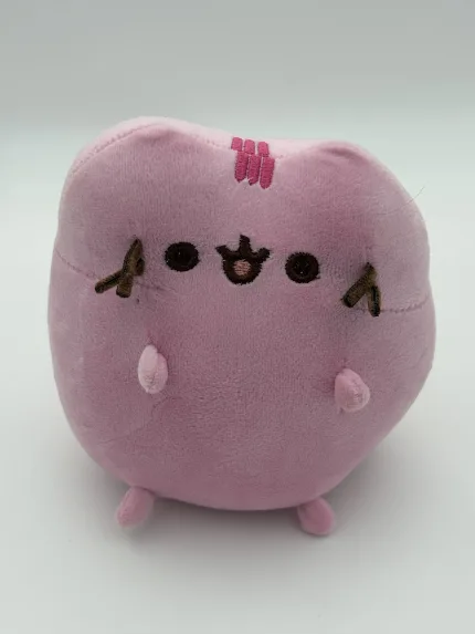 عروسک گربه پوشین