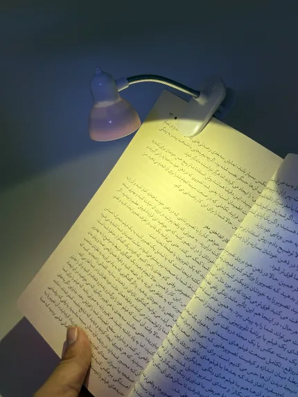 چراغ مطالعه گیره دار